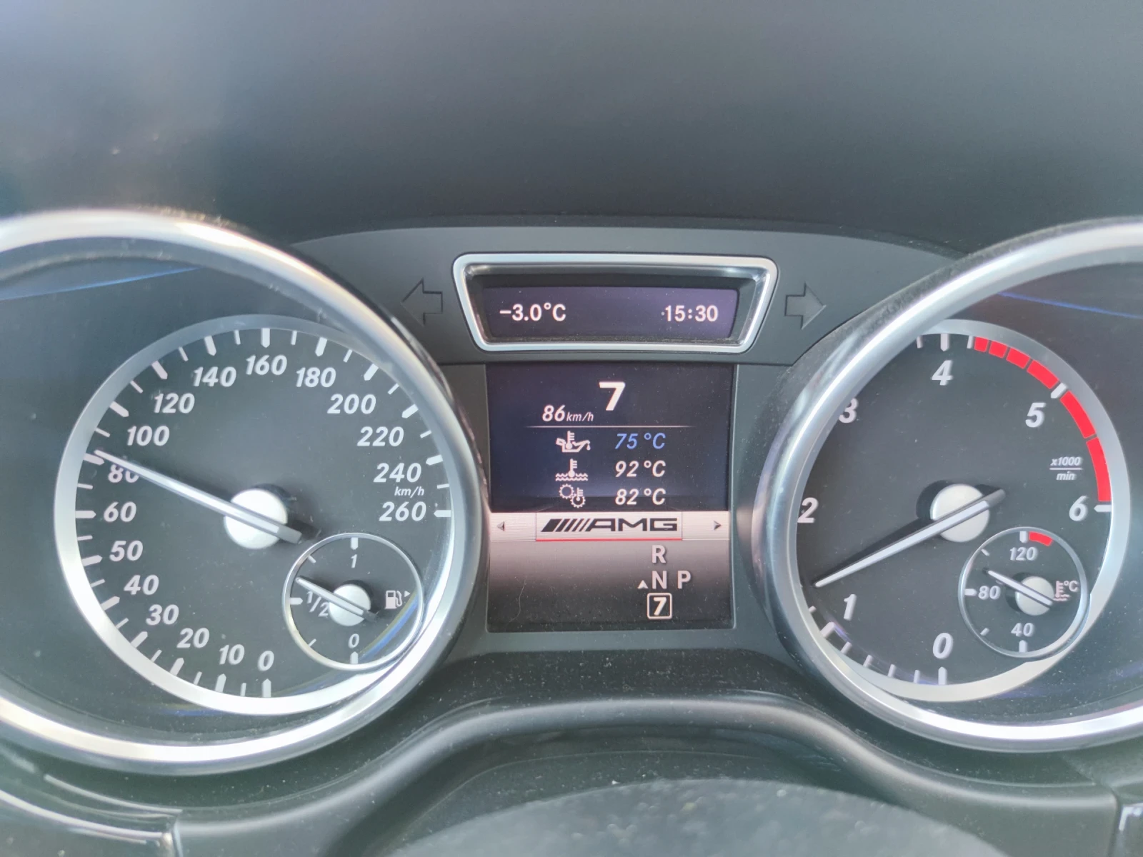 Mercedes-Benz ML 350 AMG  101000  -CARFAX | Mobile.bg   16