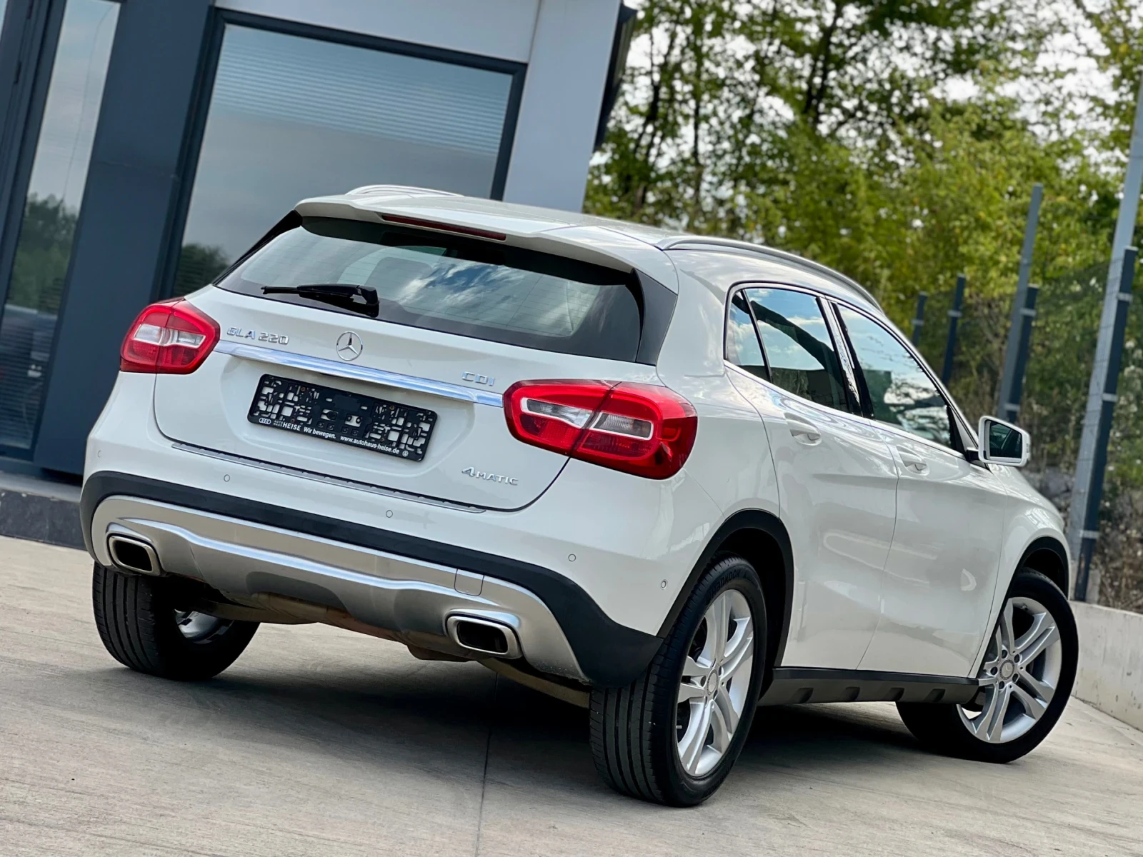 Mercedes-Benz GLA 220 4MATIC-4X4 / 220D-170HP / URBAN / РЕАЛЕН ПРОБЕГ  - изображение 6