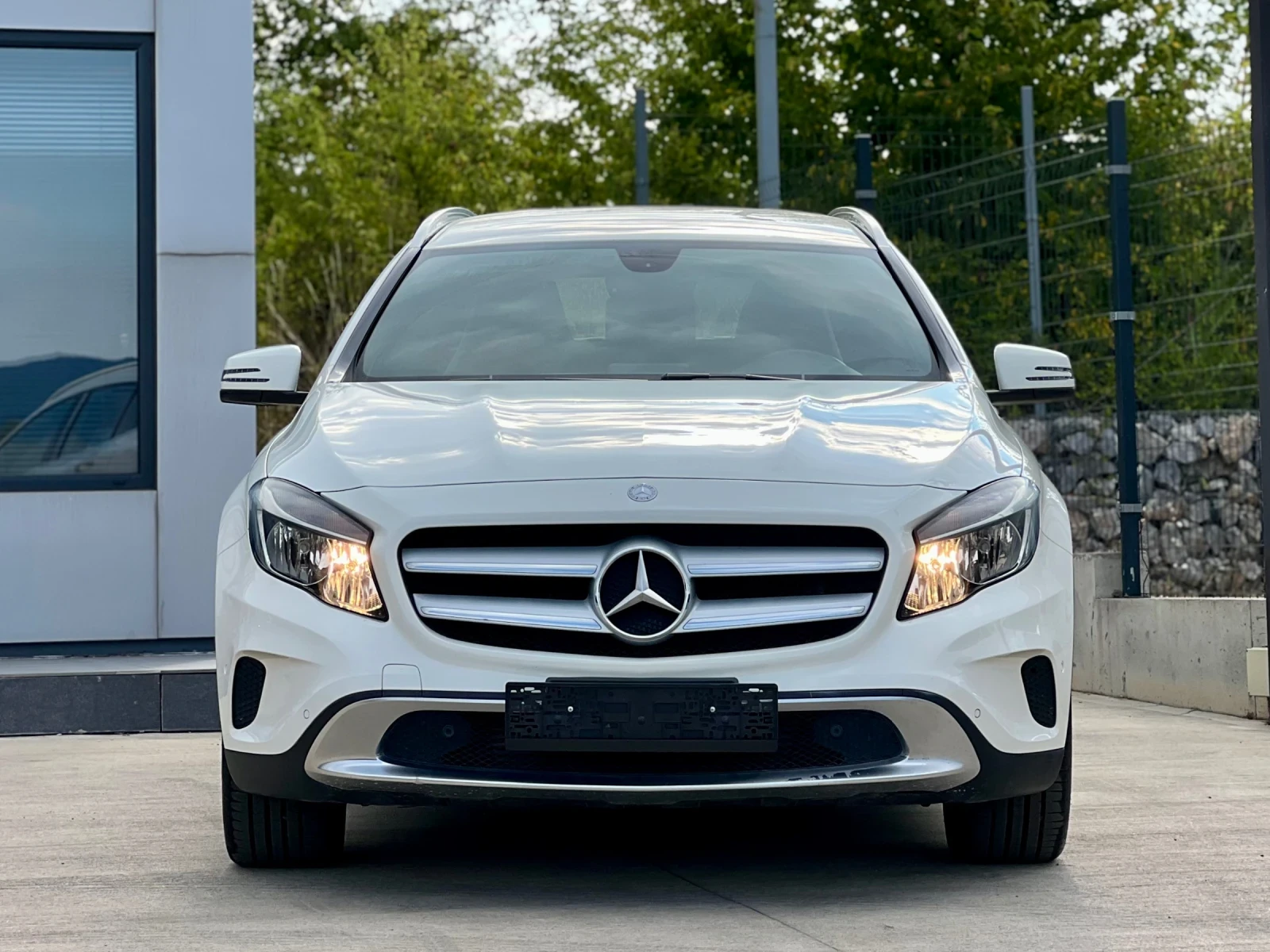 Mercedes-Benz GLA 220 4MATIC-4X4 / 220D-170HP / URBAN / РЕАЛЕН ПРОБЕГ  - изображение 2