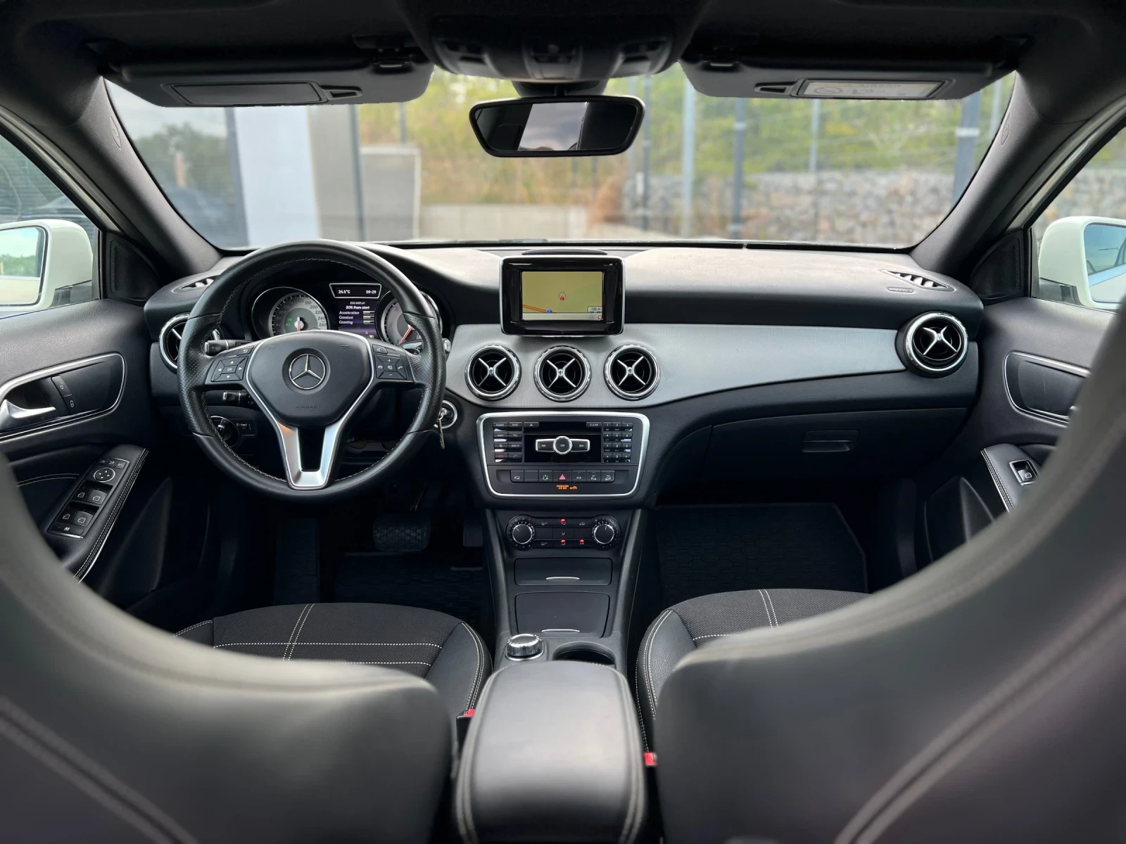 Mercedes-Benz GLA 220 4MATIC-4X4 / 220D-170HP / URBAN / РЕАЛЕН ПРОБЕГ  - изображение 7