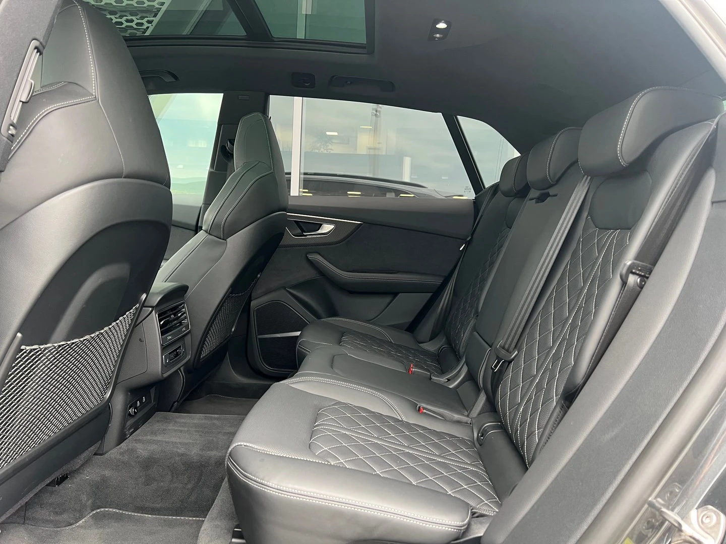 Audi Q8 55 TFSIe quattro | Mobile.bg � ����������� 12