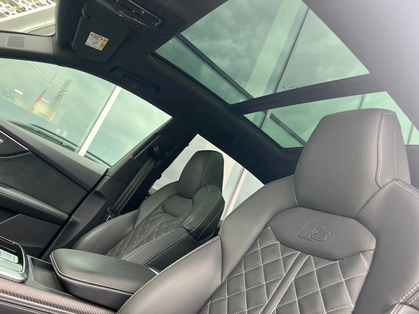 Audi Q8 55 TFSIe quattro | Mobile.bg � ����������� 11