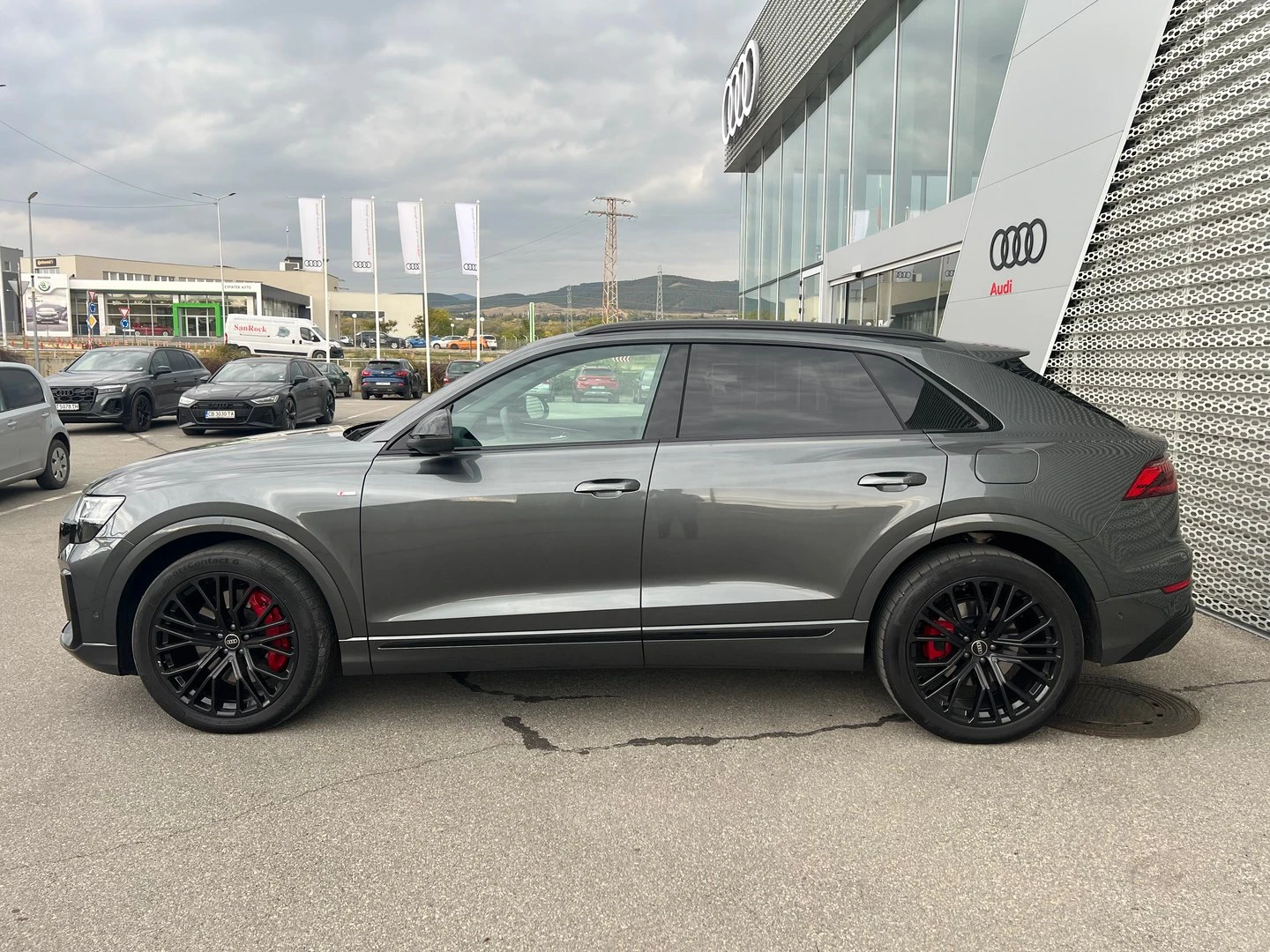Audi Q8 55 TFSIe quattro | Mobile.bg � ����������� 5