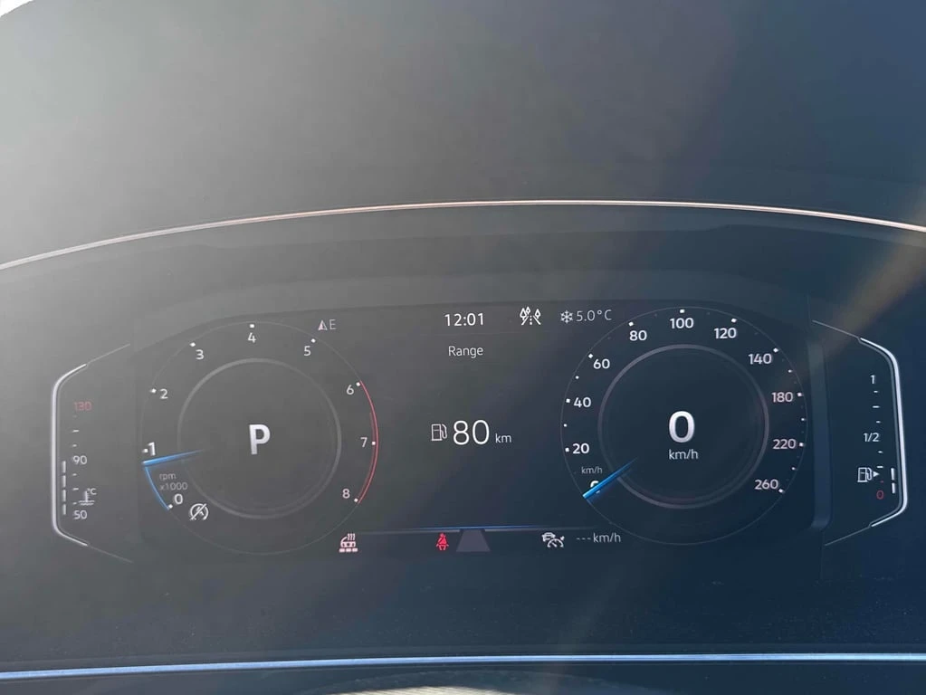 VW Tiguan * Comfortline R Line Black Edition * CARFAX *   | Mobile.bg   8