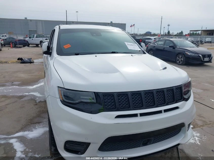 Jeep Grand cherokee 6.4l Srt 4X4 - изображение 6