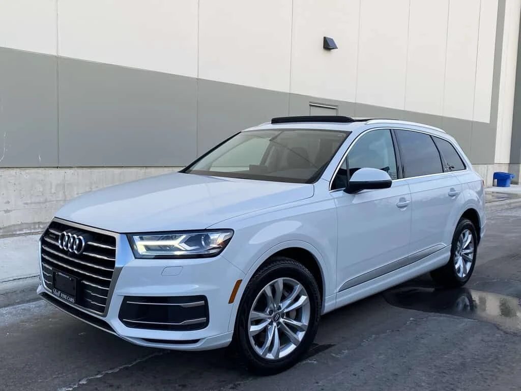 Audi Q7 * 3.0T QUATTRO 360 CAMERA NAV PANO ROOF 7 PASSENGE, снимка 4 - Автомобили и джипове - 53848843