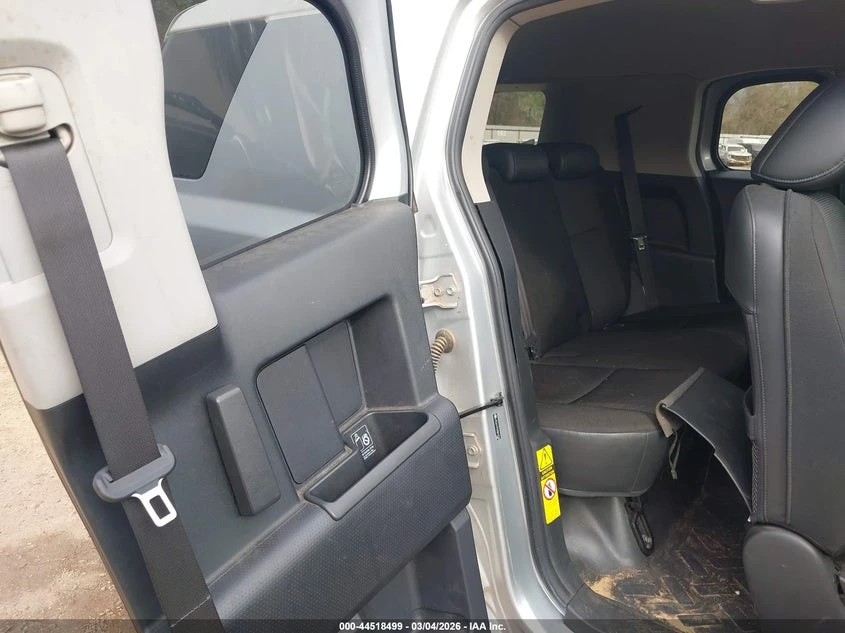 Toyota Fj cruiser 4.0l, снимка 8 - Автомобили и джипове - 53941331