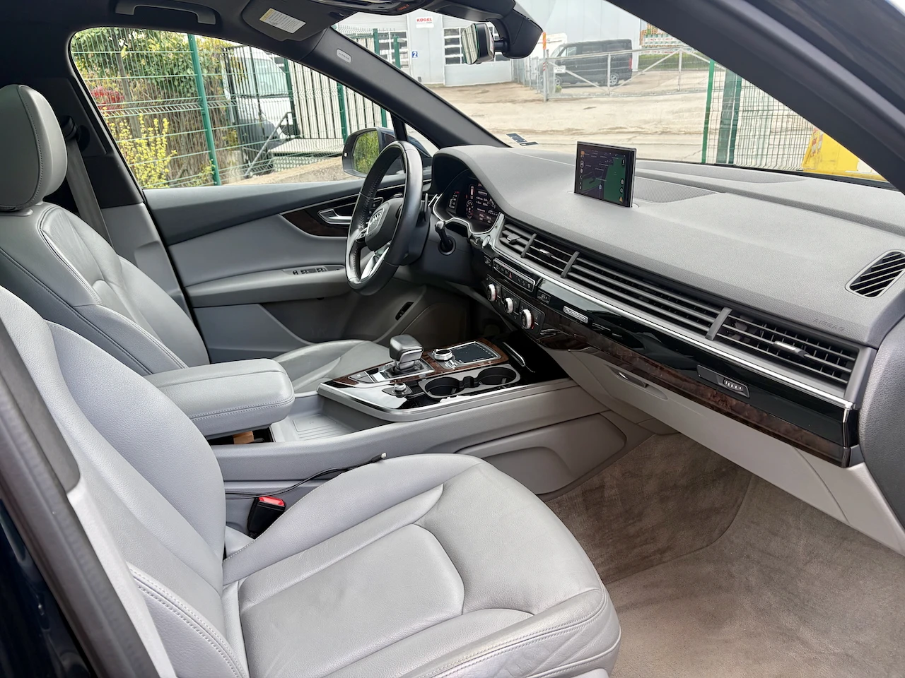 Audi Q7 3.0TFSI, снимка 10 - Автомобили и джипове - 54396281