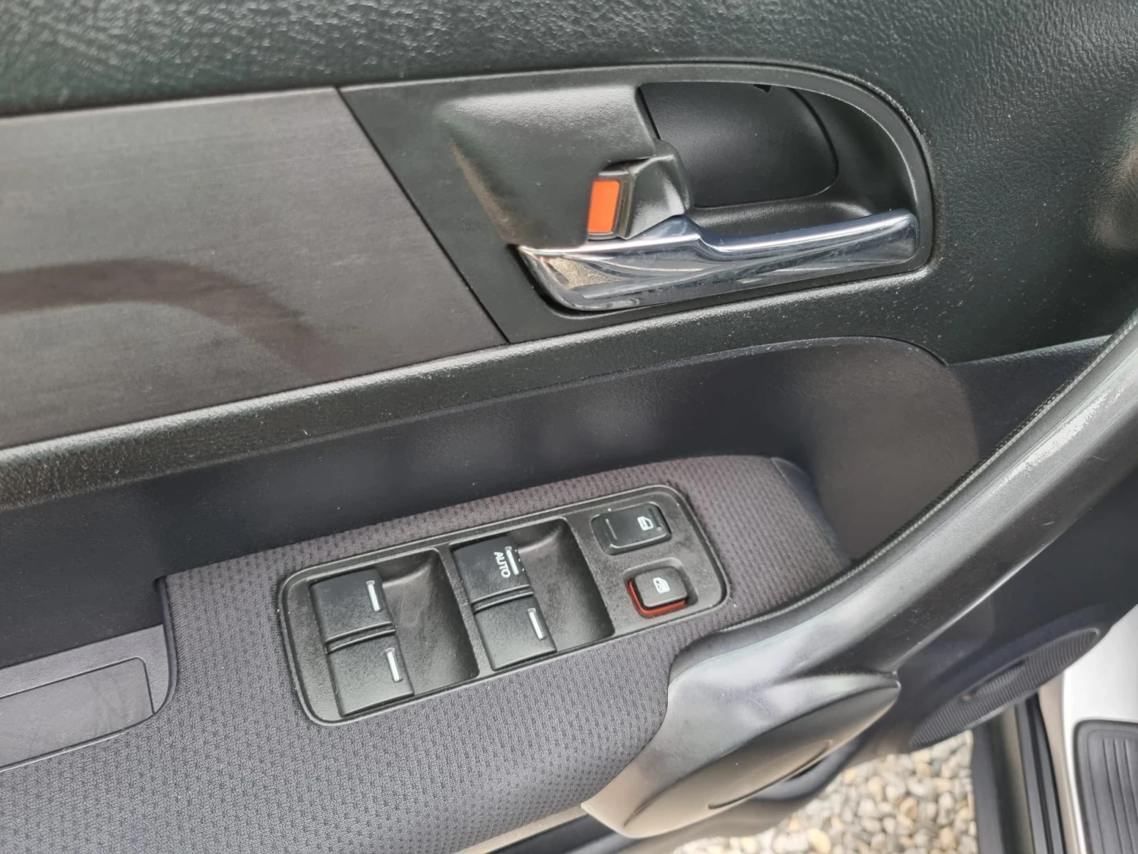 Honda Cr-v 2.4i Бензин ШВЕЙЦАРИЯ, снимка 12 - Автомобили и джипове - 54908552