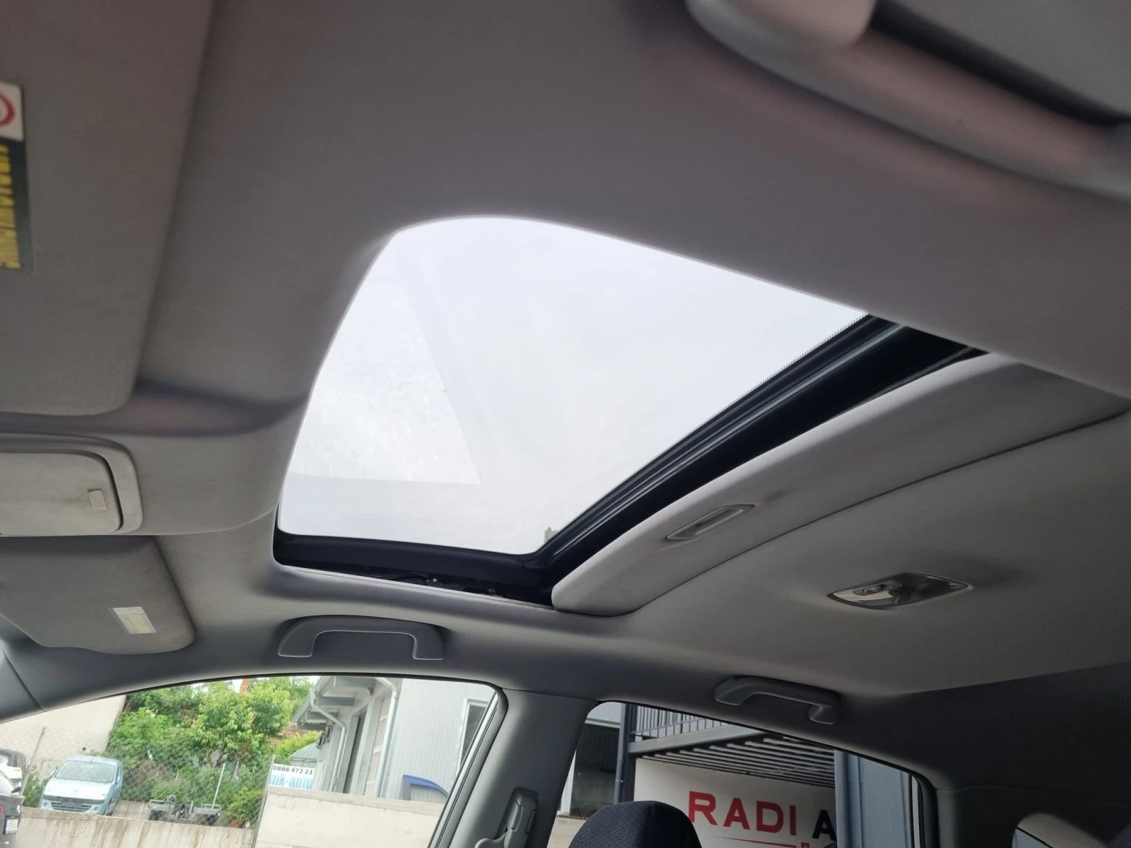 Honda Cr-v 2.4i Бензин ШВЕЙЦАРИЯ, снимка 13 - Автомобили и джипове - 54908552