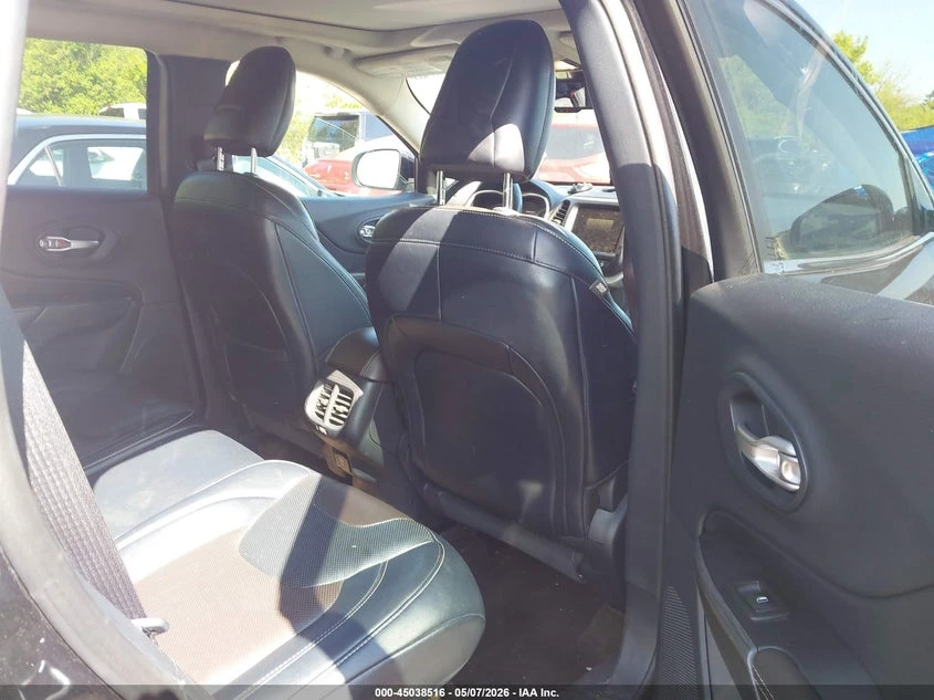 Jeep Cherokee 3.2L V-6 DOHC, 271HP 4X4 Drive | Mobile.bg � ����������� 8