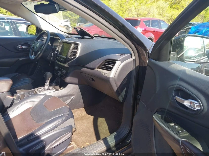Jeep Cherokee 3.2L V-6 DOHC, 271HP 4X4 Drive | Mobile.bg � ����������� 5