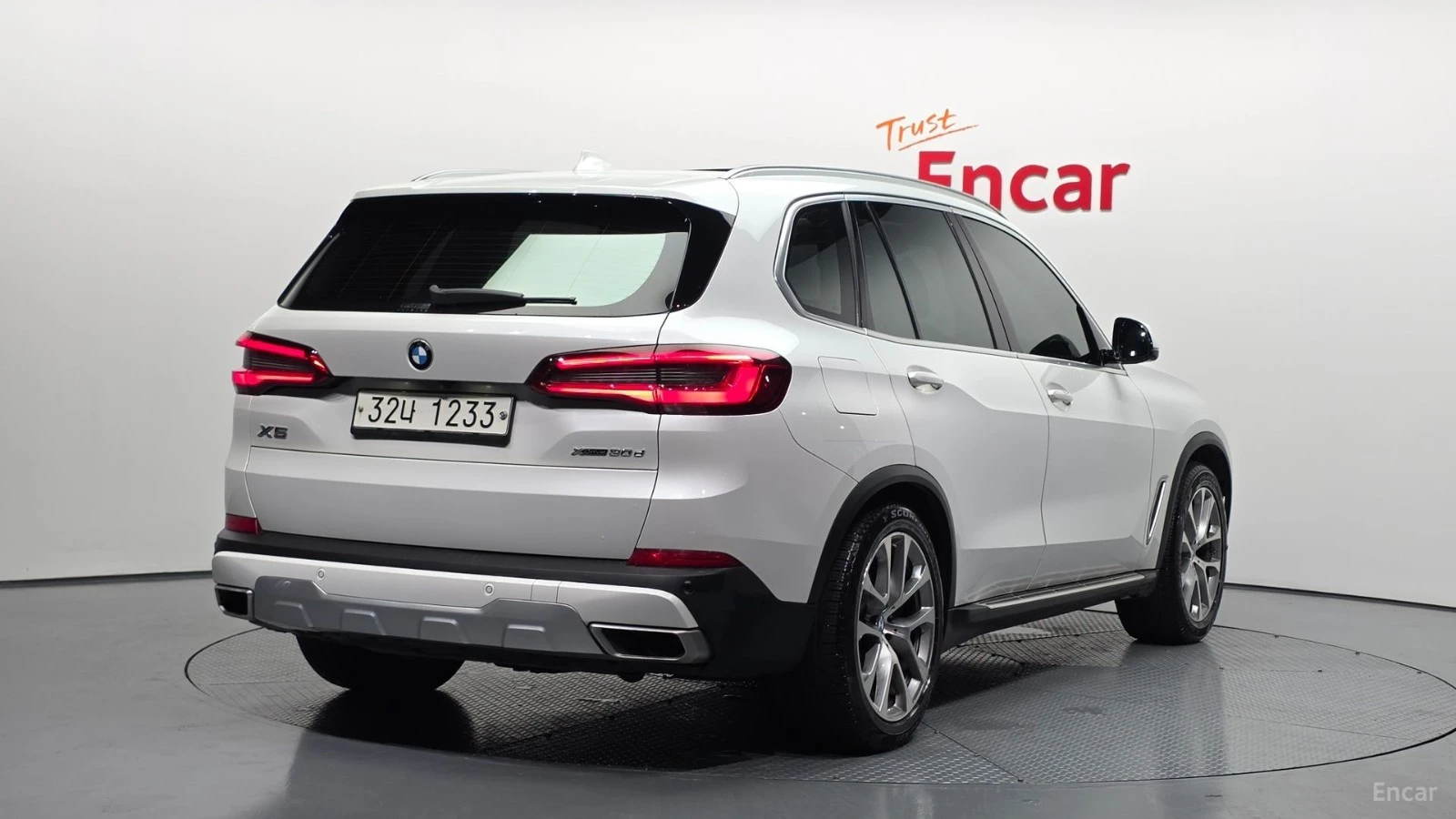 BMW X5 ВЪЗДУХ* ПАМЕТ* ОБДУХВАНЕ* ПОДГРЕВ* КАМЕРА* , снимка 2 - Автомобили и джипове - 55424301