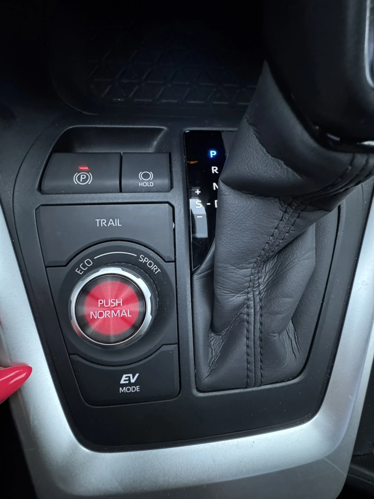 Toyota Rav4 XSE Hybrid AWD, снимка 13 - Автомобили и джипове - 55677464
