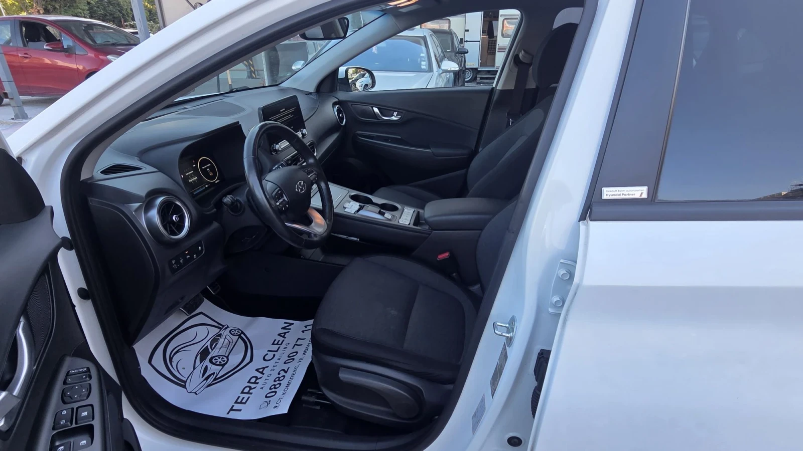 Hyundai Kona SOH100%/Сервизна Книжка, снимка 7 - Автомобили и джипове - 56322993
