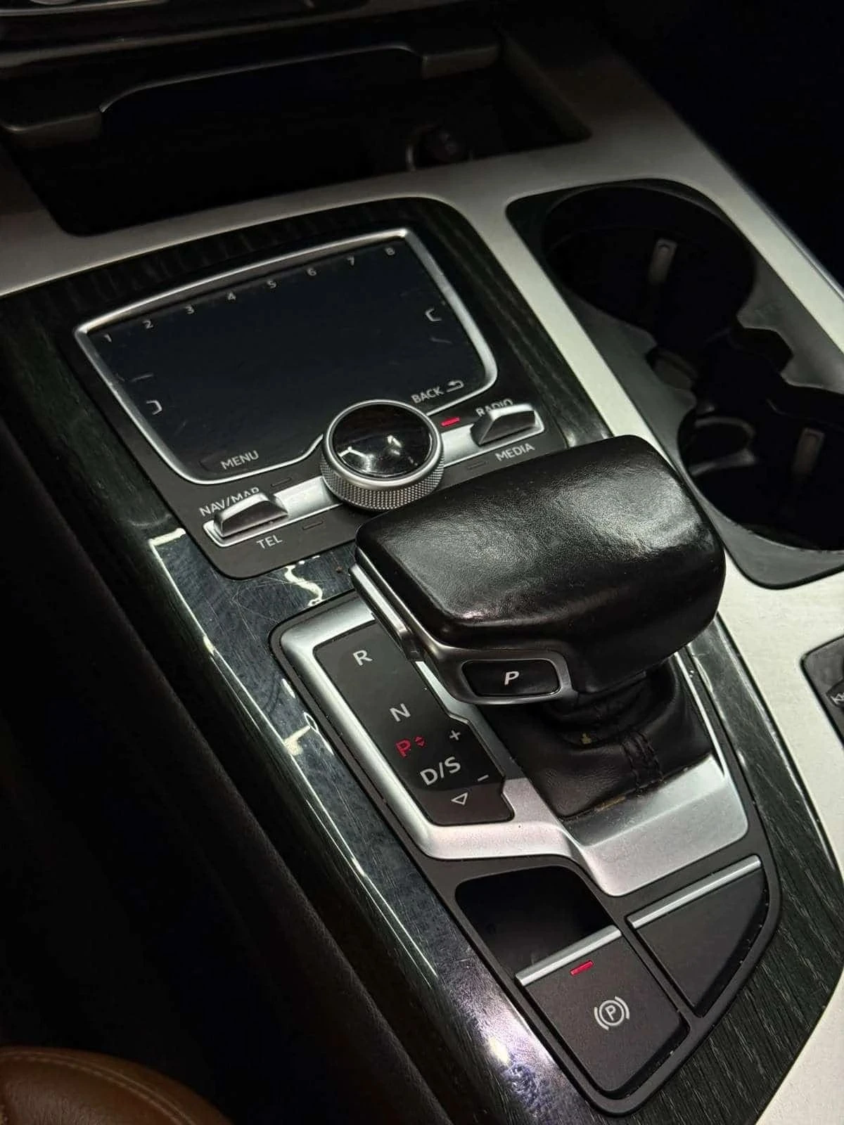Audi Q7, снимка 14 - Автомобили и джипове - 56715051