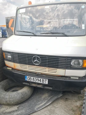 Mercedes-Benz 711 