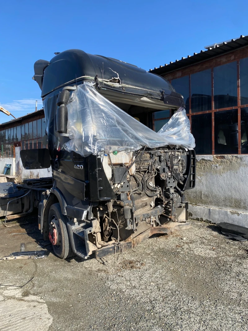 Iveco Stralis, снимка 2 - Камиони - 53118586