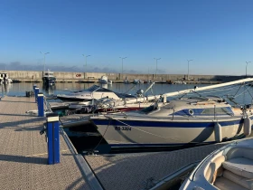 Моторна яхта Bayliner s, снимка 14 - Воден транспорт - 52819162