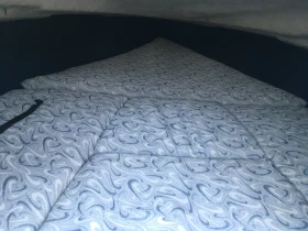 Моторна яхта Bayliner s, снимка 8 - Воден транспорт - 52819162