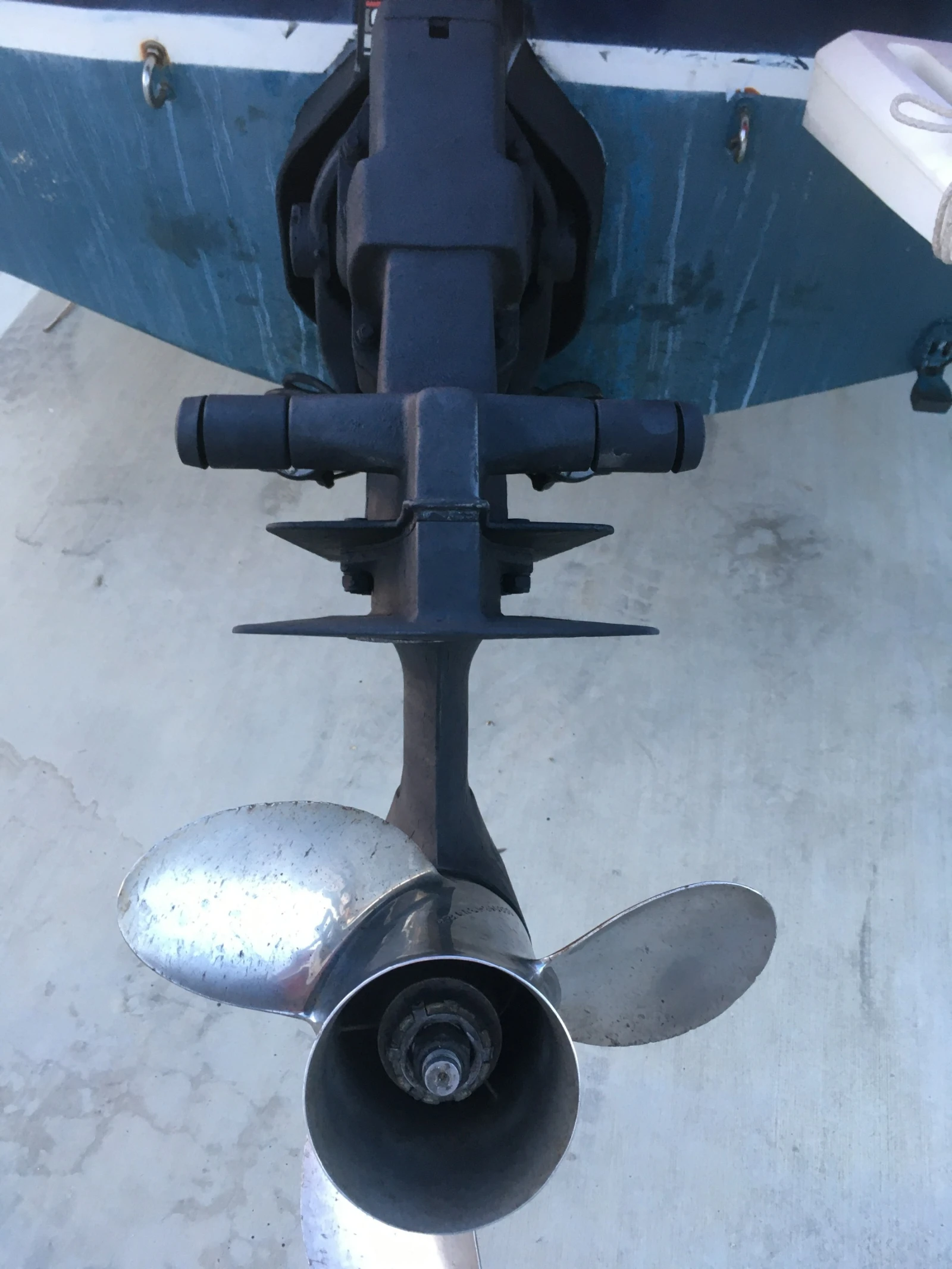 Моторна яхта Bayliner s - изображение 10