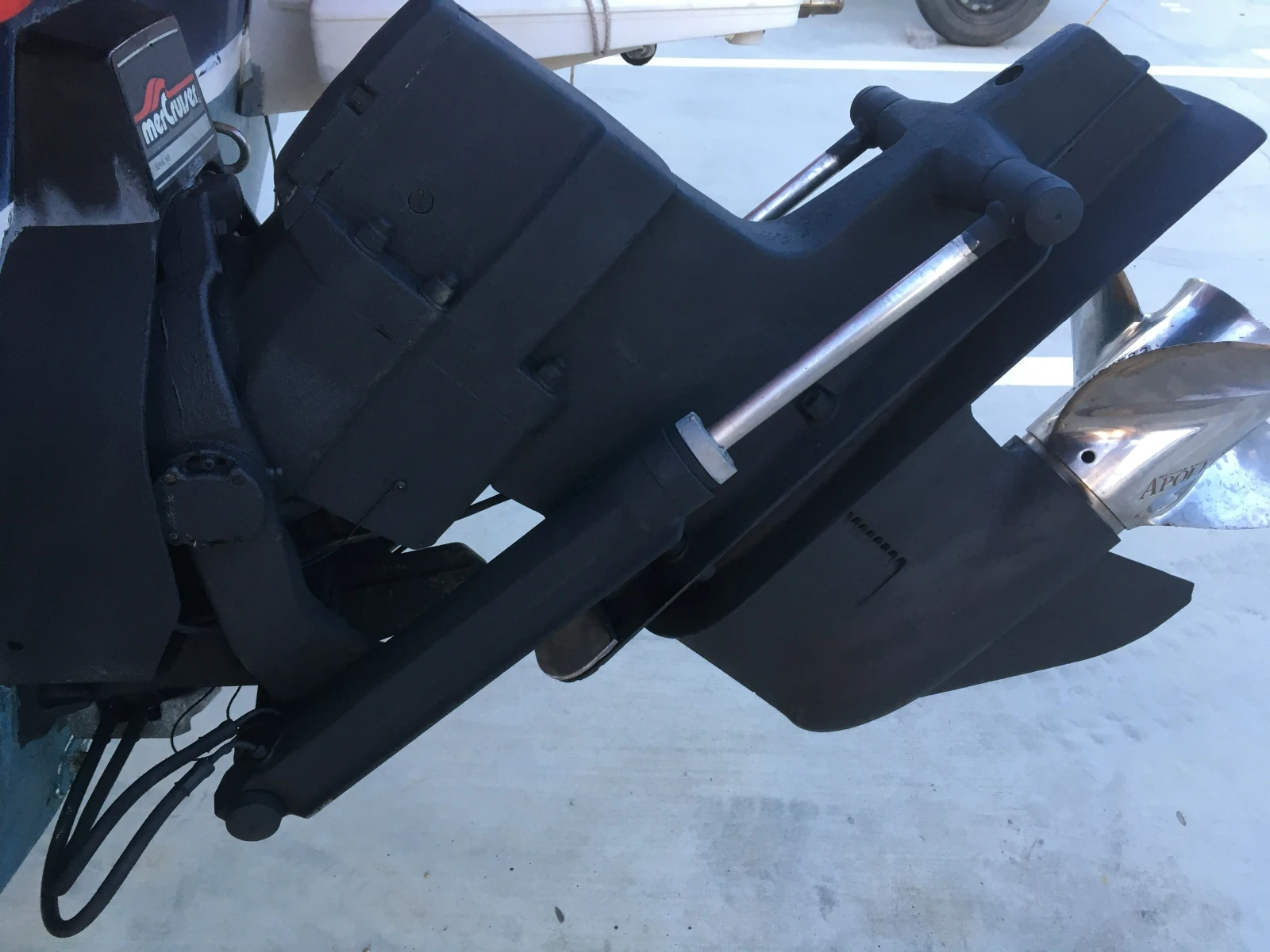 Моторна яхта Bayliner s - изображение 9