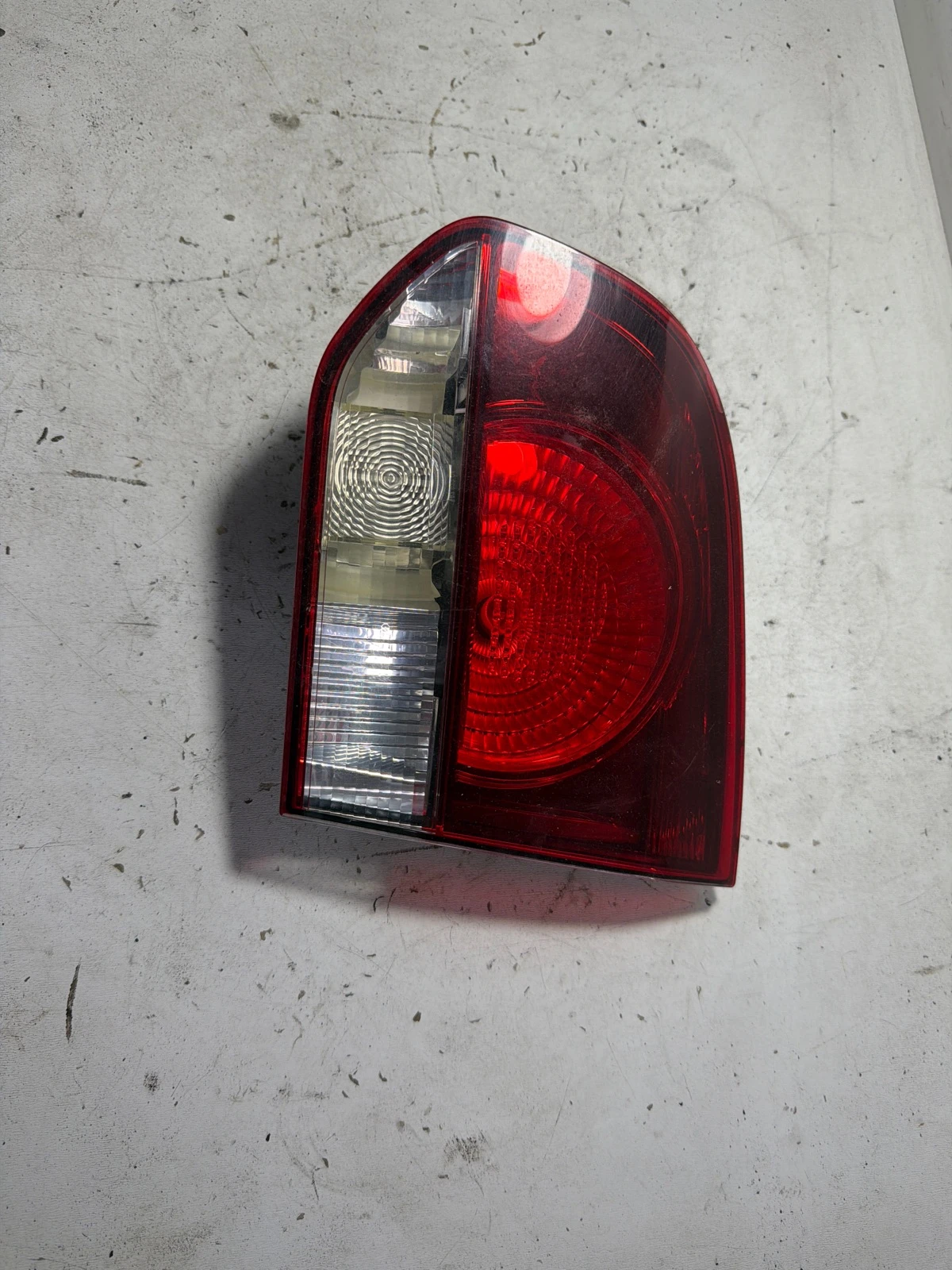 стоп десен вътрешен хечбек 5K0945094K 5K0945260 VW Golf