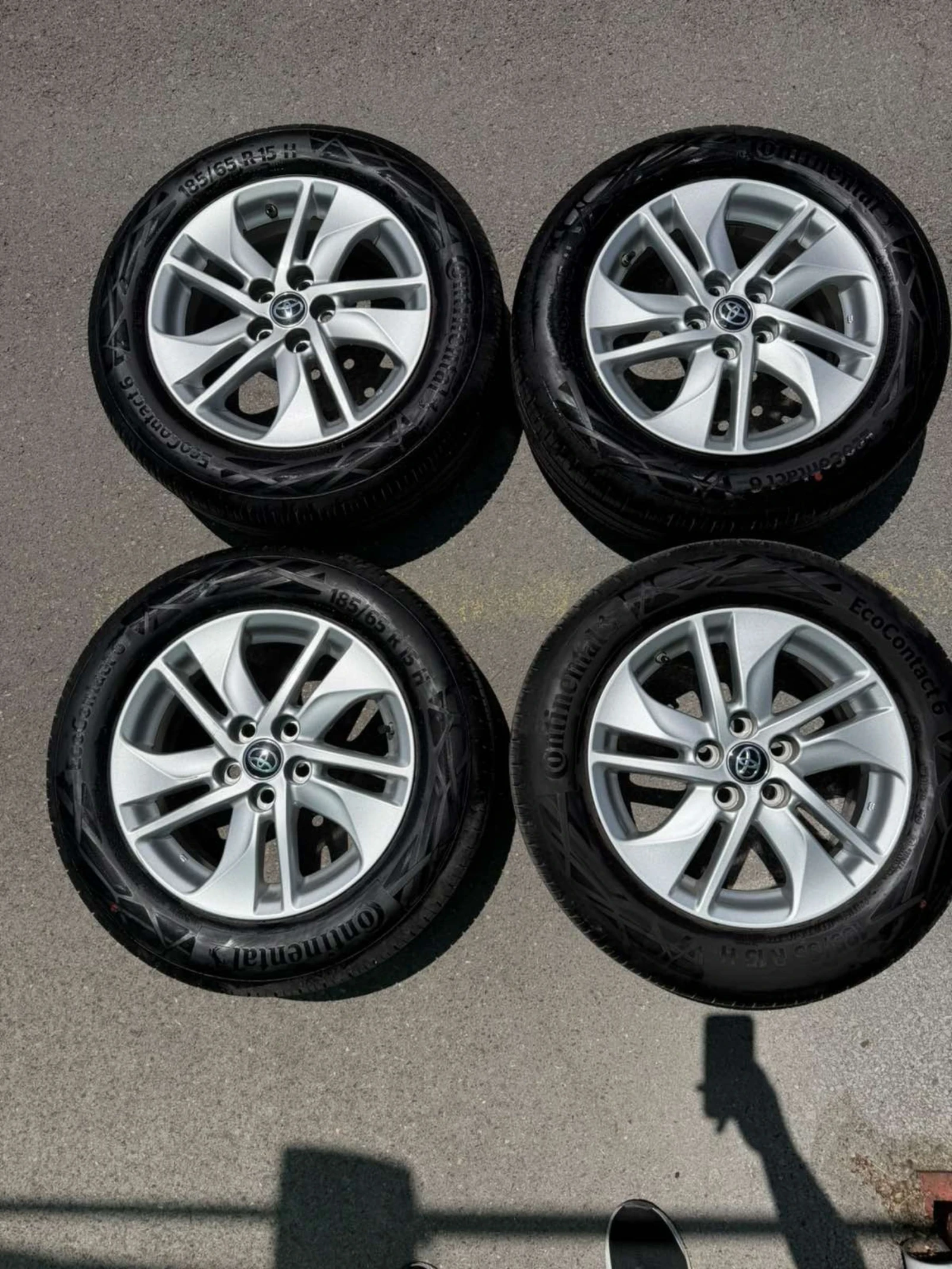 Гуми с джанти Continental 185/65R15