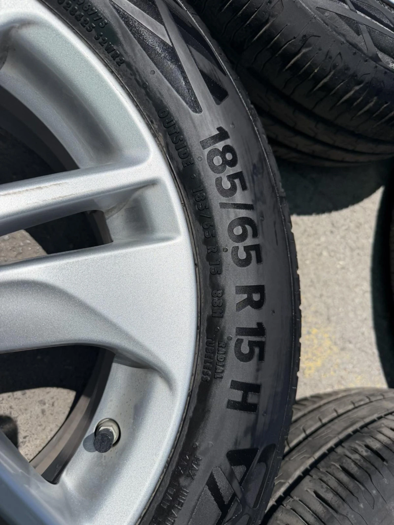 ���� � ������ 185/65R15 �� Toyota | Mobile.bg � ����������� 4