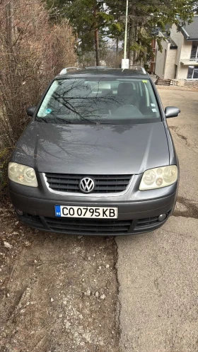 VW Touran 1.6, снимка 1