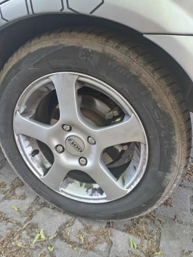 Nissan Almera 1.5i, снимка 12
