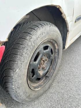 Seat Inka - 800 € / 1564.66 лв. - 50800410 10