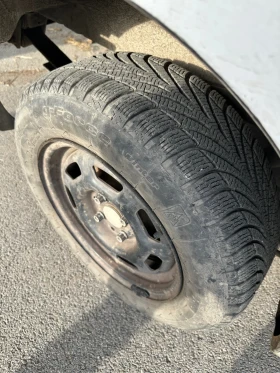 Seat Inka - 800 € / 1564.66 лв. - 50800410 4