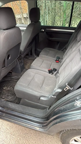 VW Touran 1.6 - 2550 € / 4987.37 лв. - 48995960 3
