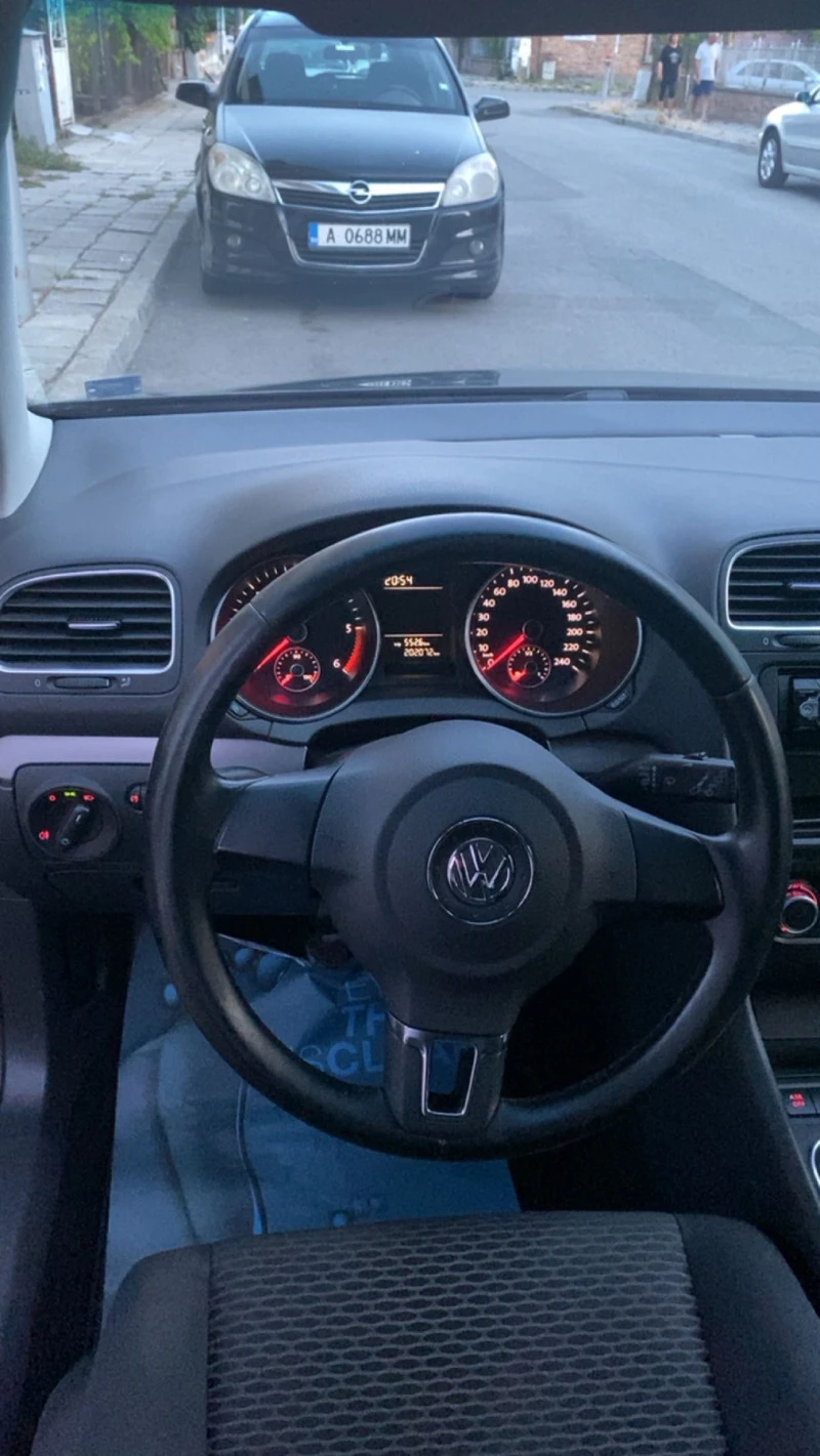 VW Golf, снимка 7 - Автомобили и джипове - 43813357