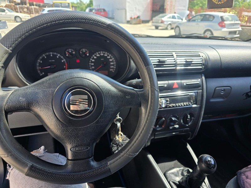 Seat Leon 1.6 105к.с. LPG, снимка 7 - Автомобили и джипове - 46411045