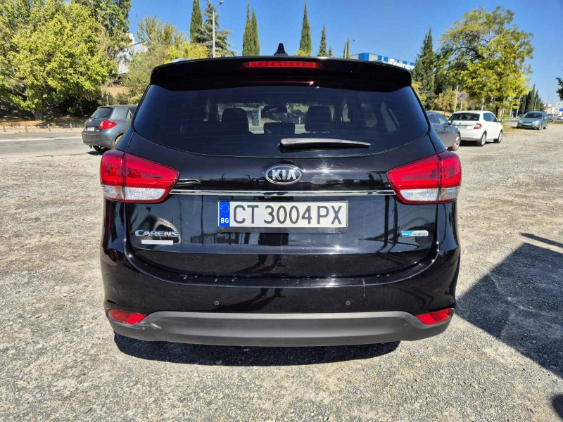 Kia Carens 1.7CRDI 6+ 1места, снимка 4 - Автомобили и джипове - 47448438