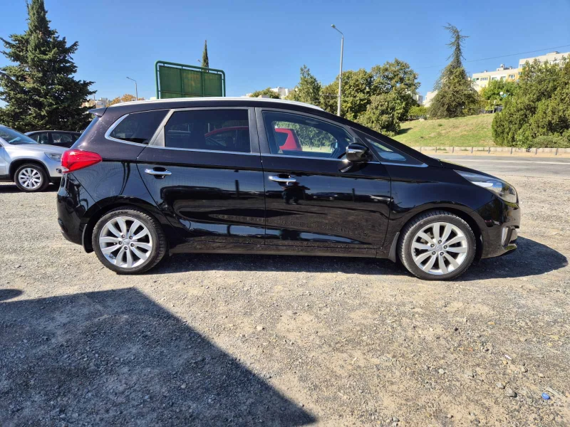 Kia Carens 1.7CRDI 6+ 1места, снимка 6 - Автомобили и джипове - 47448438