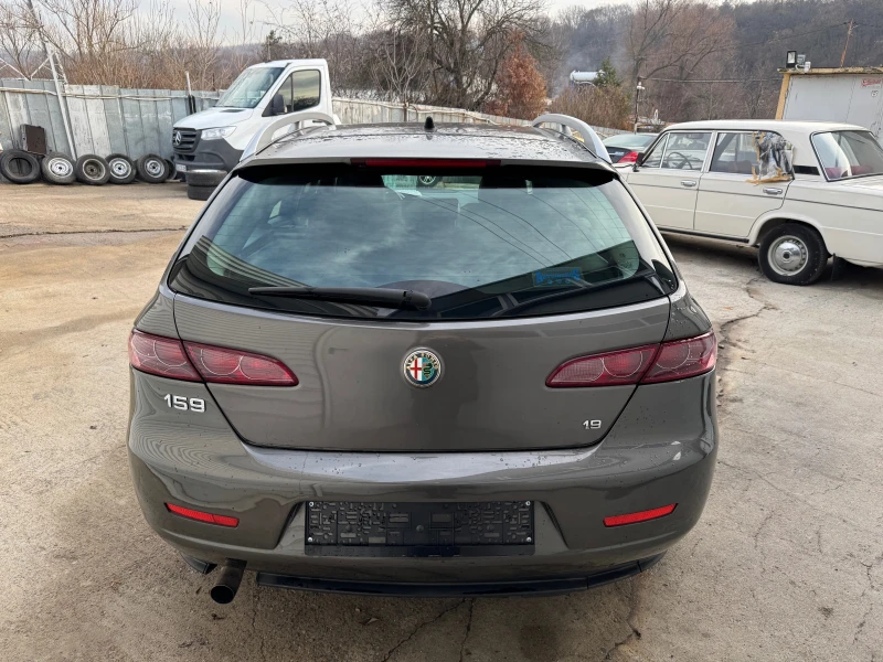 Alfa Romeo 159 sportwagon 1, 9 150, снимка 6 - Автомобили и джипове - 48332560