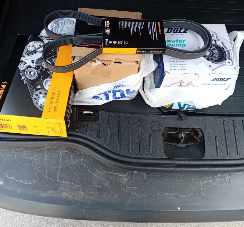 Ford S-Max TDCI* AC* BGрегист+ ОБСЛУЖЕН, снимка 17 - Автомобили и джипове - 51486899