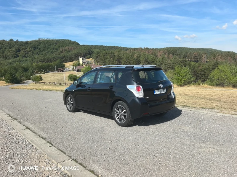 Toyota Verso 1.8, снимка 5 - Автомобили и джипове - 52646313