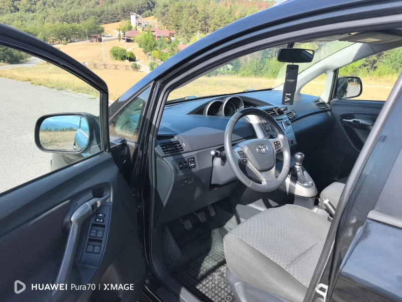 Toyota Verso 1.8, снимка 7 - Автомобили и джипове - 52646313