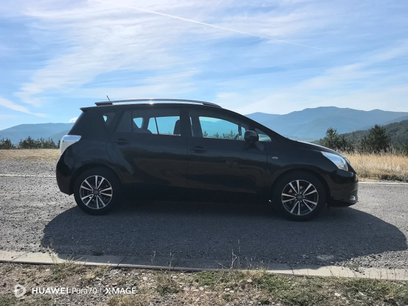 Toyota Verso 1.8, снимка 3 - Автомобили и джипове - 52646313