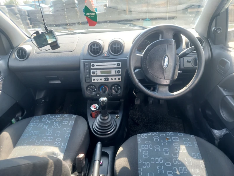 Ford Fiesta 1.4cdti На части може и цял, снимка 5 - Автомобили и джипове - 52329442