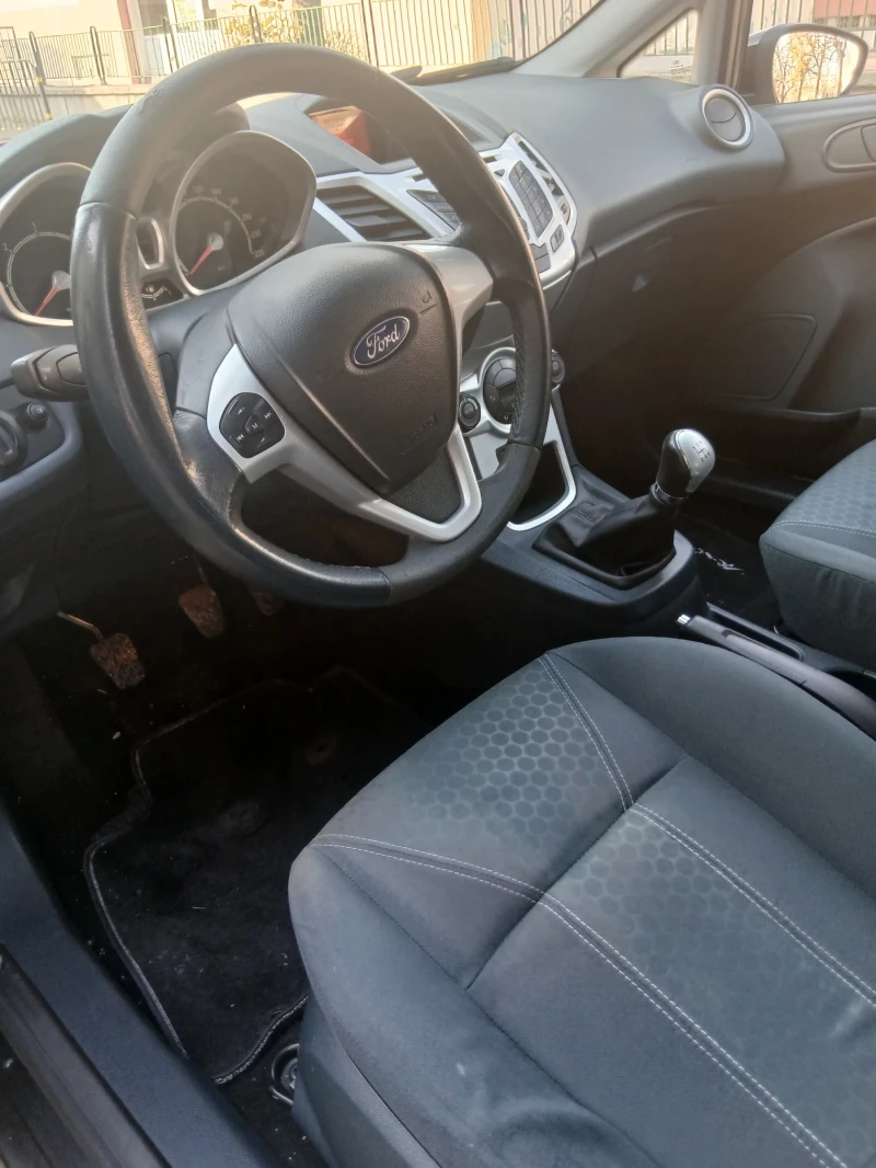 Ford Fiesta 1.4TDCI, снимка 7 - Автомобили и джипове - 52504014