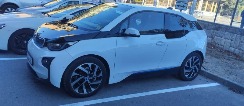 BMW i3 22KW 64Ah Термо помпа, снимка 2 - Автомобили и джипове - 52761970
