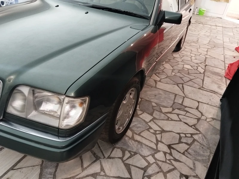 Mercedes-Benz 124 Мерцедес Е280, снимка 6 - Автомобили и джипове - 53276904