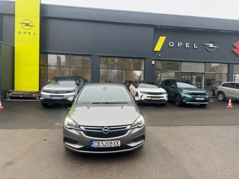 Opel Astra 1.4 Turbo, снимка 3 - Автомобили и джипове - 53269615
