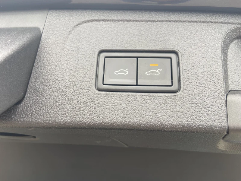 VW Passat 1.5tsi-Изключително запазен!, снимка 15 - Автомобили и джипове - 53524381