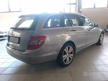 Mercedes-Benz C 200 Avangard, снимка 5 - Автомобили и джипове - 48005172